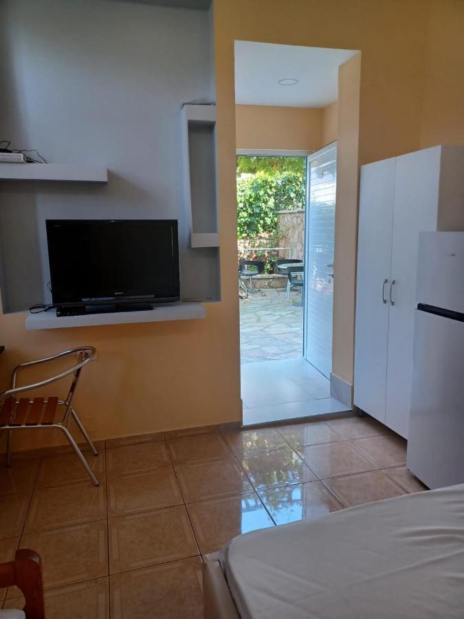 Apartamente Gleni Sarandë Exterior foto